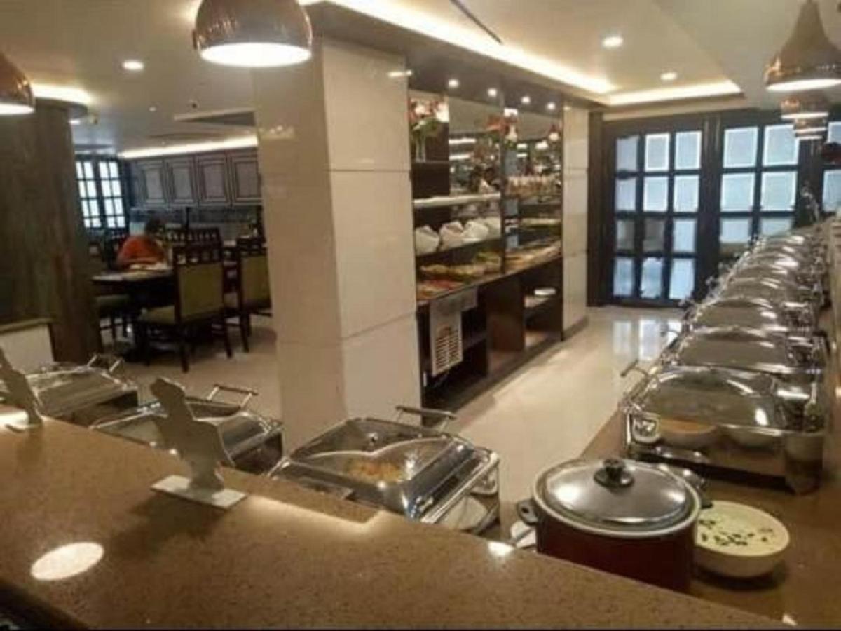Hotel Atithi Guváhátí Exteriér fotografie