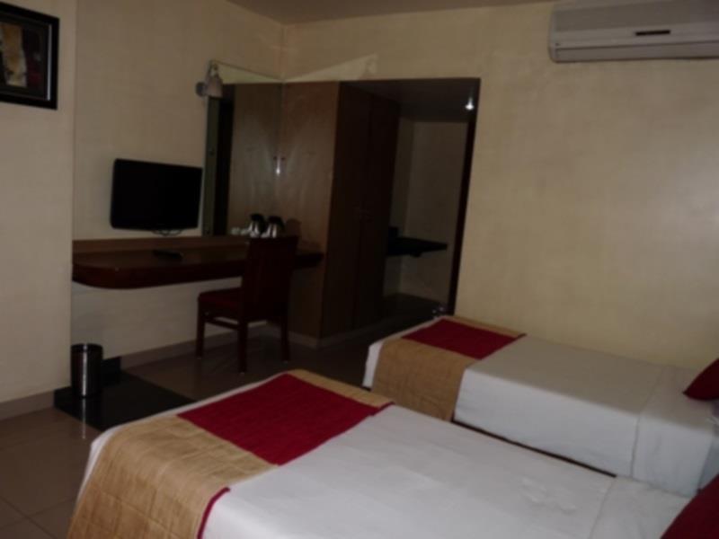 Hotel Atithi Guváhátí Exteriér fotografie