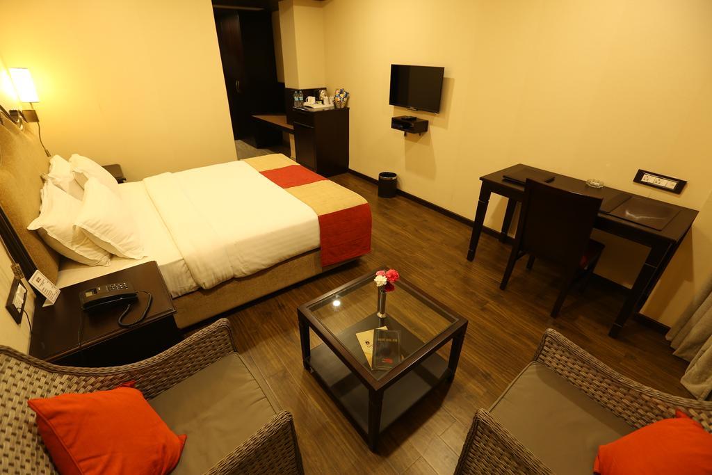 Hotel Atithi Guváhátí Exteriér fotografie